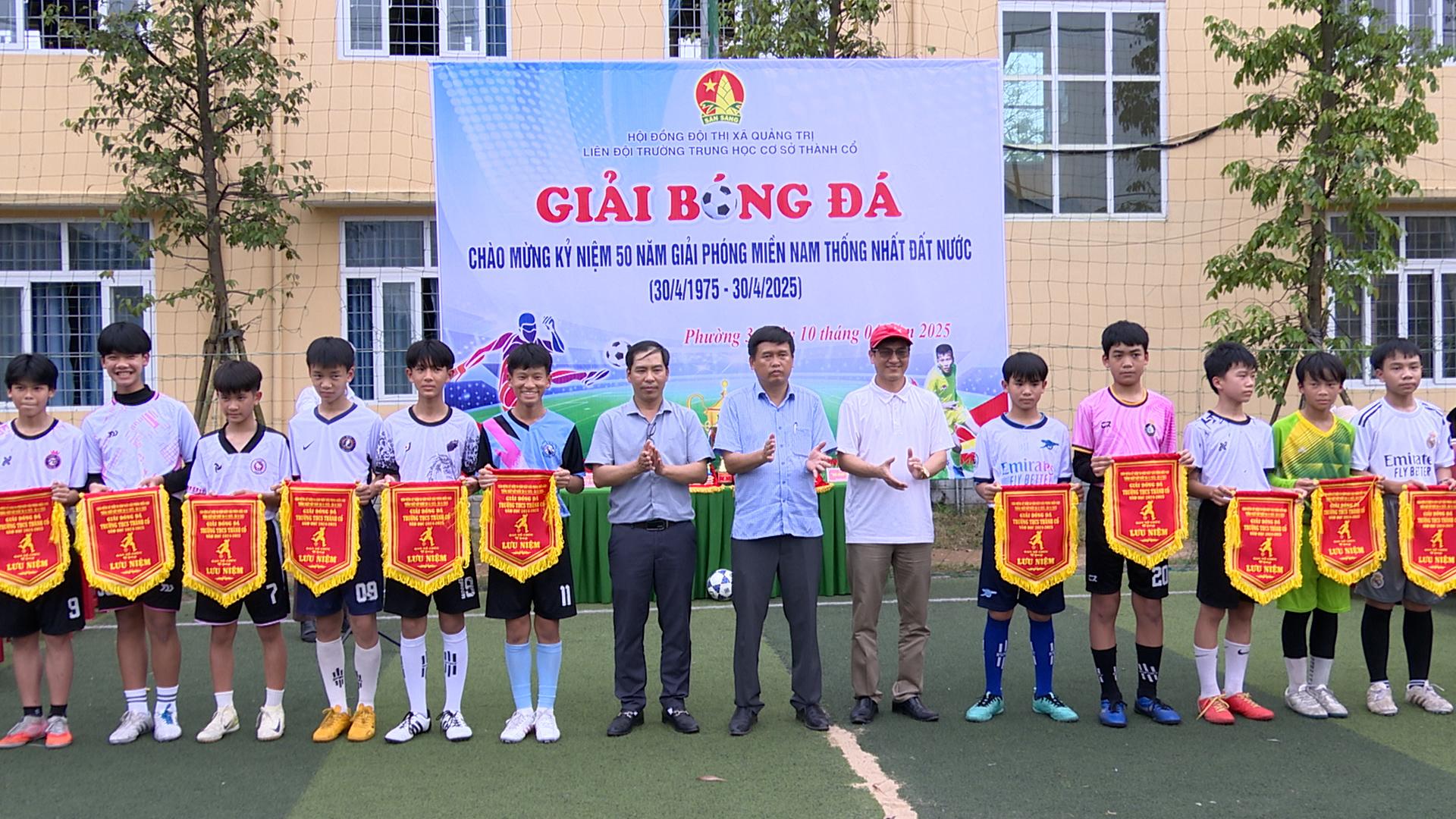 Trường THCS Thành Cổ tổ chức giải bóng đá cấp trường năm học 2024-2025